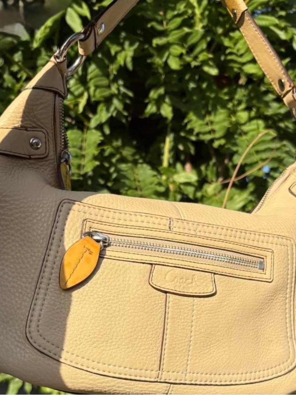 Vintage Coach Pebbled Leather Shoulder Bag in Cream color